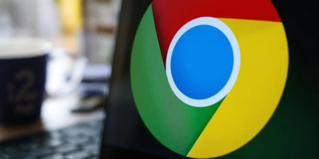 Y:\DOCUMENTOS MNO\JOURNALIST AI\[001] Atualize o Google Chrome Agora Guia Simples e Rápido (Evite Riscos de Segurança!)